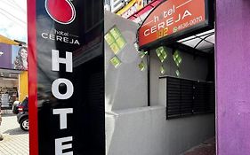 Cereja Poa